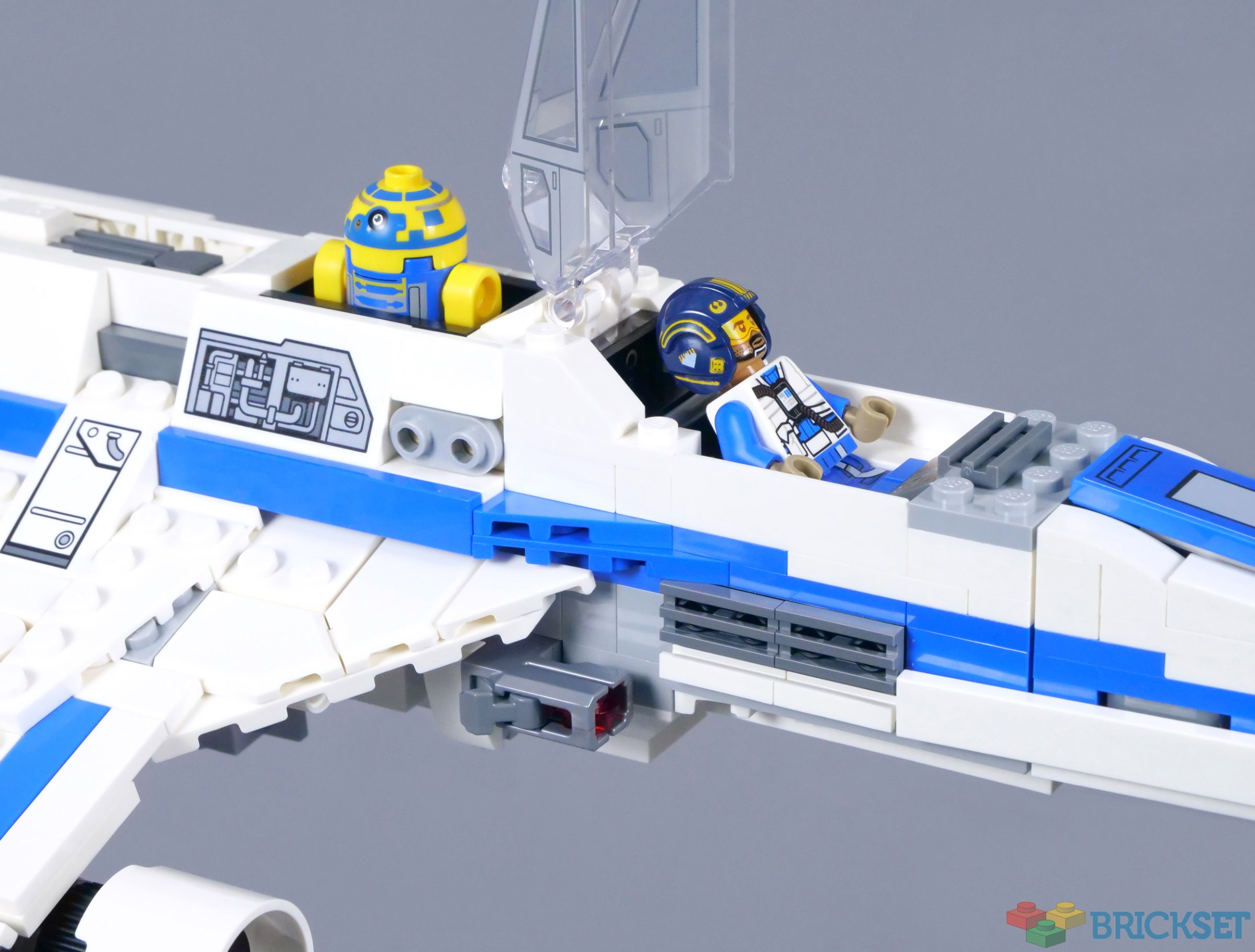 月　角丸め LEGO Star Wars 75364 New Republic E-wing vs. Shin Hati's